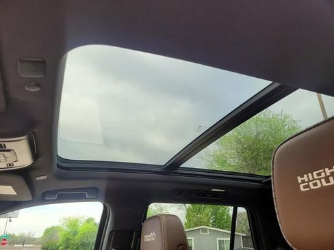 Certified 2023 Chevrolet Tahoe High Country image 24