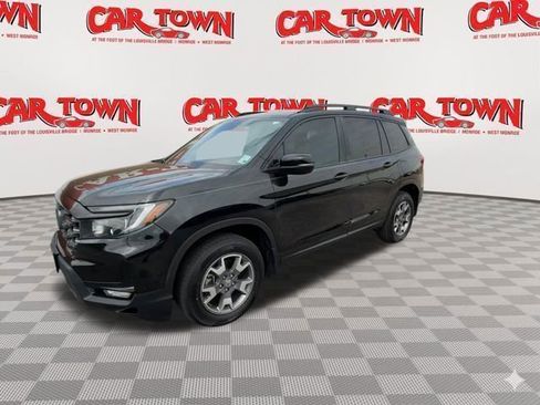 Used 2023 Honda Passport TrailSport image 7