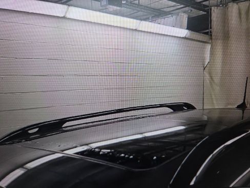 Used 2022 Jeep Cherokee Limited image 10