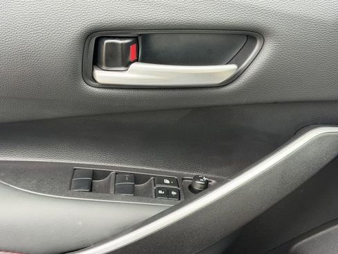 Used 2025 Toyota Corolla SE FWD image 23