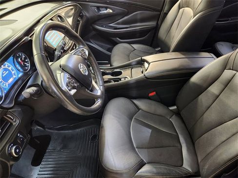 Used 2017 Buick Envision Premium image 11