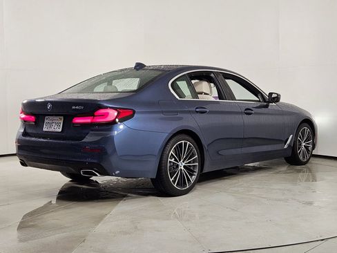Used 2023 BMW 540i w/ Executive Package image 7
