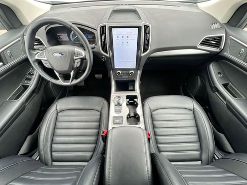 Used 2024 Ford Edge SEL w/ Convenience Package image 15