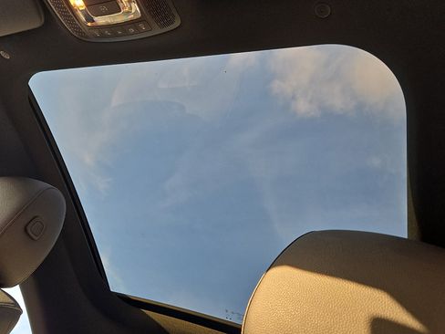 Used 2025 Mercedes-Benz CLA 250 4MATIC image 15