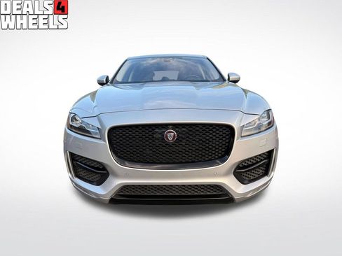 Used 2017 Jaguar F-PACE R-Sport AWD/4WD image 8