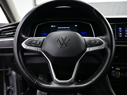 Used 2022 Volkswagen Jetta SE FWD image 23