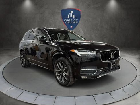Used 2017 Volvo XC90 T6 Momentum w/ Vision Package AWD/4WD image 7