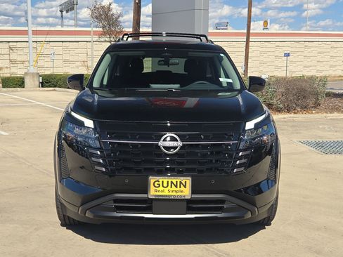 New 2026 Nissan Pathfinder SV image 8