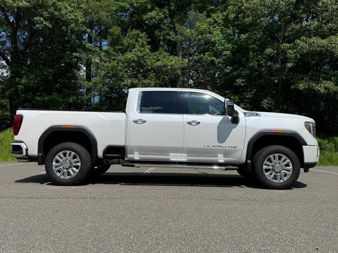Used 2021 GMC Sierra 2500 Denali w/ Technology Package AWD/4WD image 4