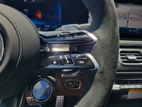 New 2026 Mercedes-Benz GLE 63 AMG S image 23