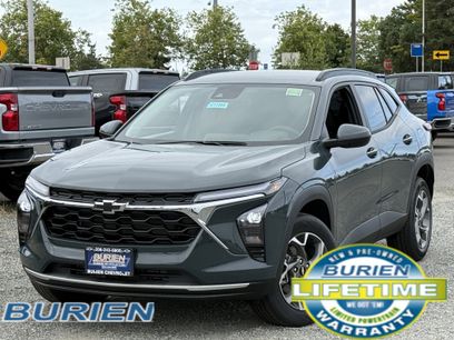 New 2025 Chevrolet Trax LT w/ Driver Confidence Package