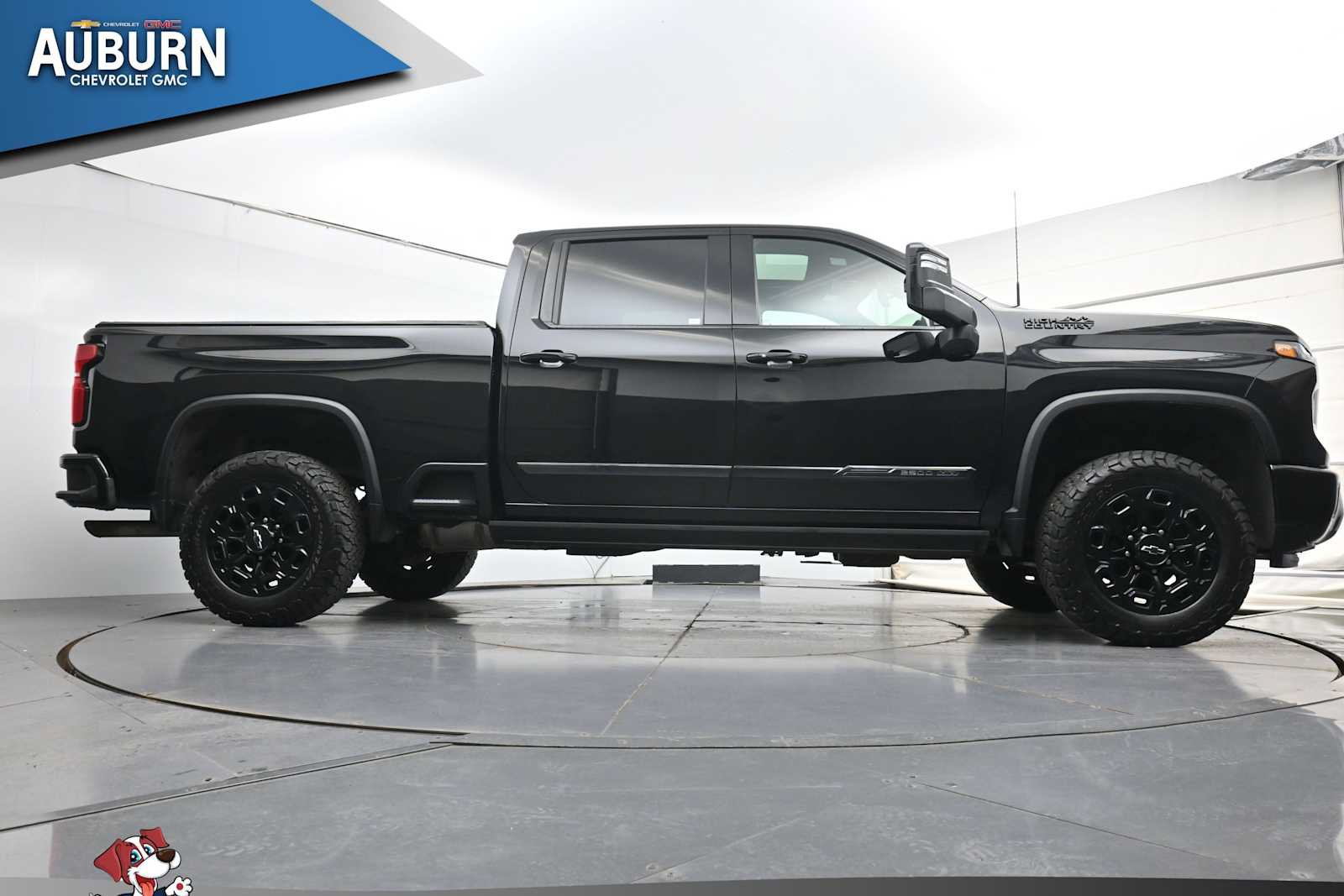 Used 2024 Chevrolet Silverado 2500 High Country w/ High Country Premium Package AWD/4WD image 34