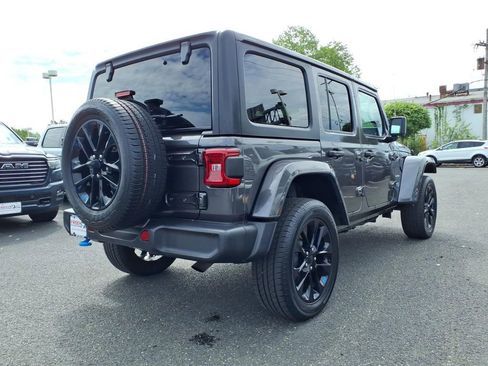 Used 2023 Jeep Wrangler Unlimited Sahara w/ Cold Weather Group AWD/4WD image 20