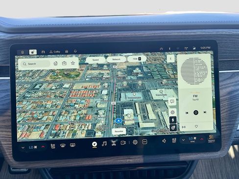 Used 2023 Rivian R1S Adventure AWD/4WD image 12