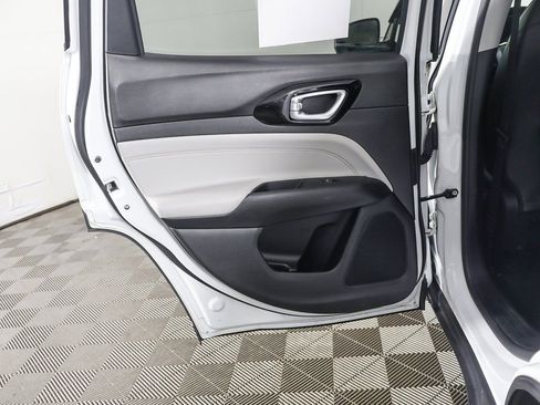 Used 2022 Jeep Compass Limited image 24