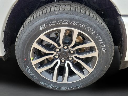New 2026 RAM 1500 Limited w/ Trailer Tow Group AWD/4WD image 7