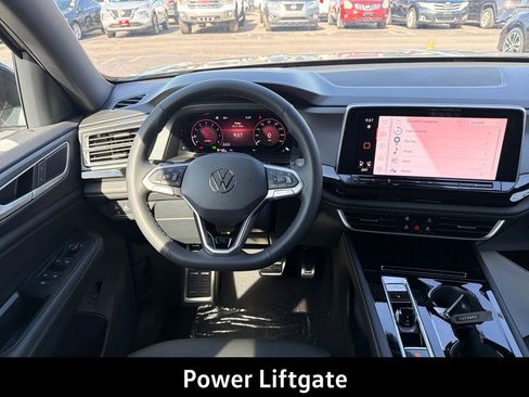 New 2026 Volkswagen Atlas Cross Sport SEL R-Line AWD/4WD image 15