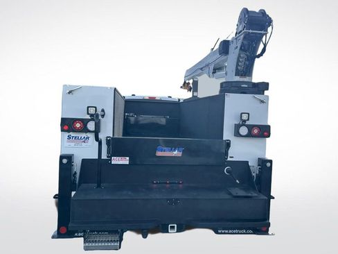 New 2026 Ford F550 4x4 SuperCab Super Duty image 4