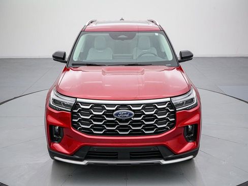 Certified 2025 Ford Explorer Platinum w/ Ultimate Package image 9
