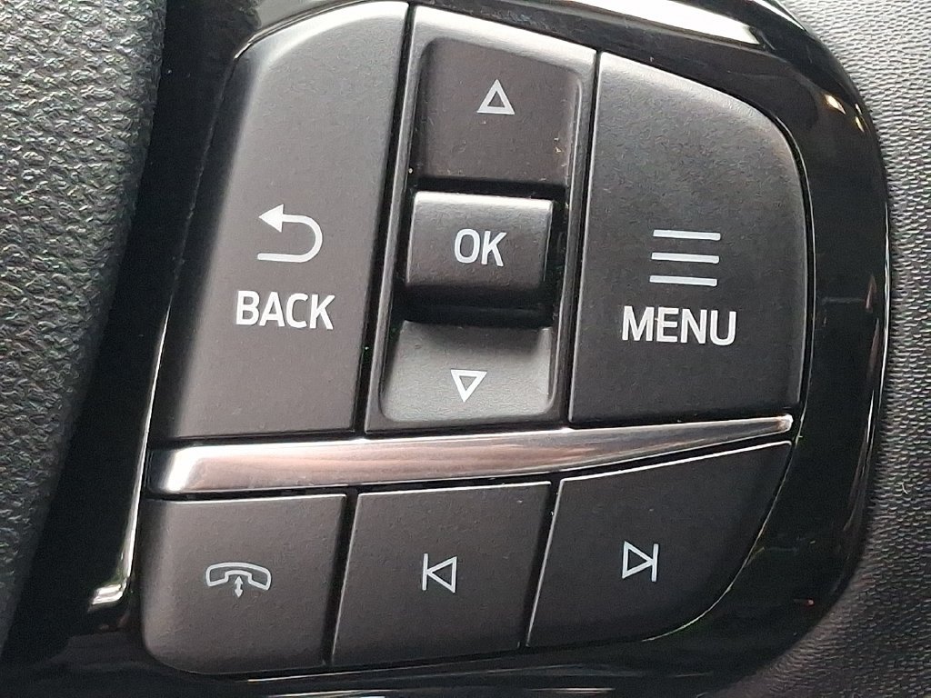 Used 2025 Ford Escape Platinum AWD/4WD image 23