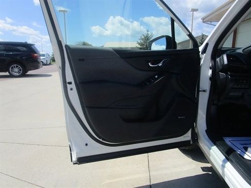 Used 2022 Subaru Forester Sport image 10