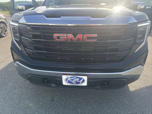 Used 2023 GMC Sierra 1500 Pro w/ Pro Value Package AWD/4WD image 32