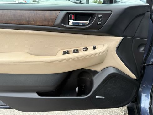 Used 2016 Subaru Outback 2.5i Limited w/ Popular Package #4 image 22