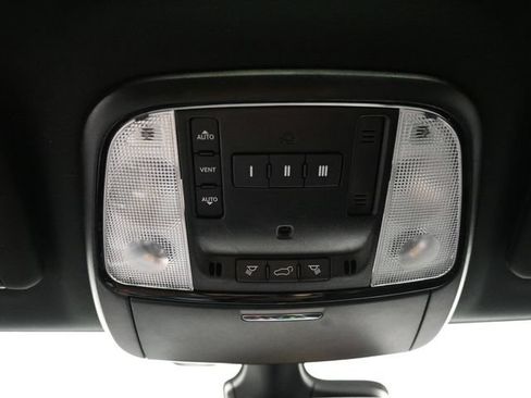 Used 2024 Dodge Durango GT AWD/4WD image 33
