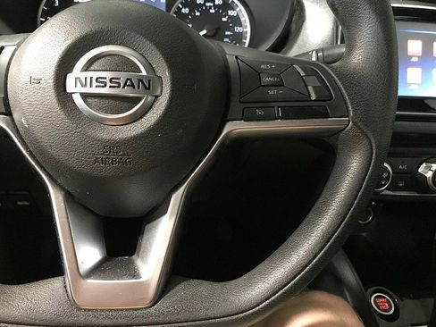 Used 2020 Nissan Versa S FWD image 24