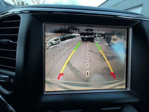 Used 2014 Jeep Grand Cherokee Overland image 21