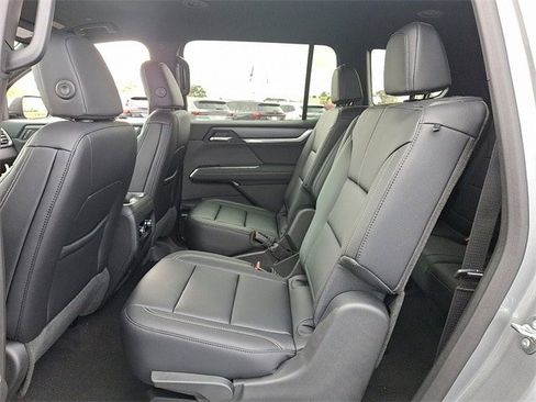 New 2026 GMC Acadia Elevation w/ Elevation Premium Package image 7