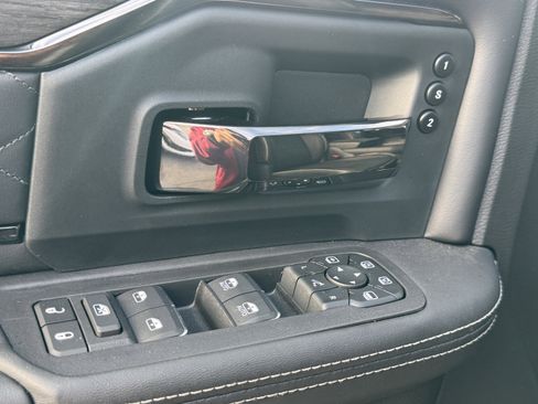 New 2026 RAM 3500 Limited image 22