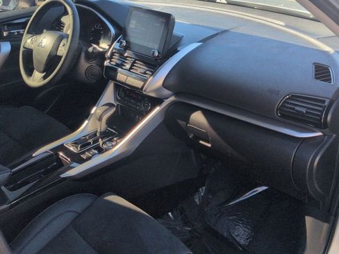 Used 2023 Mitsubishi Eclipse Cross SE image 27