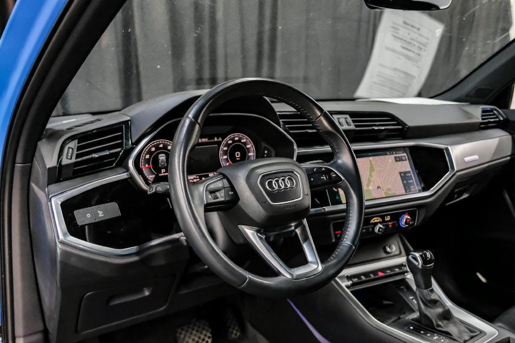 Used 2020 Audi Q3 2.0T Prestige AWD/4WD image 18
