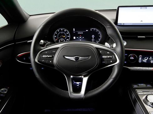 Used 2025 Genesis GV70 3.5T Sport image 19