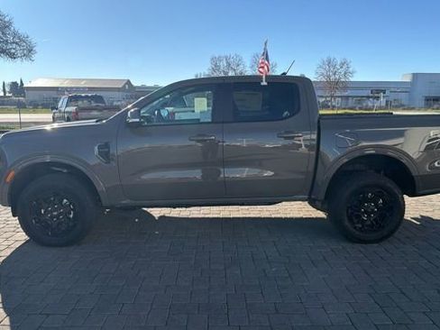 New 2025 Ford Ranger Lariat w/ FX4 Off-Road Package image 6