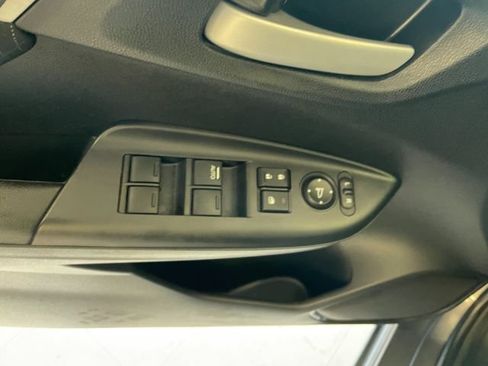 Used 2018 Honda Fit EX image 21