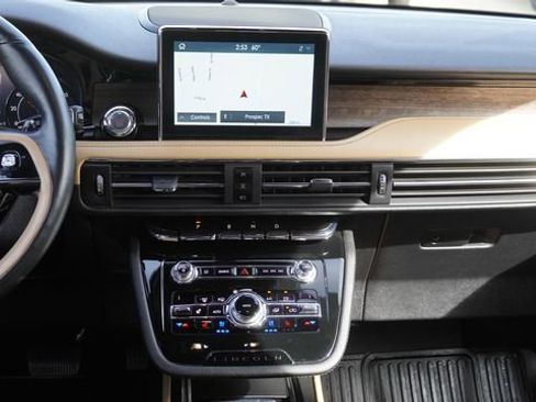 Used 2020 Lincoln Corsair Reserve w/ Equipment Group 201A image 16