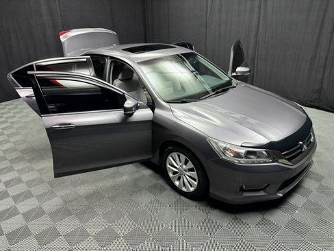 Used 2013 Honda Accord EX V6 Sedan image 21