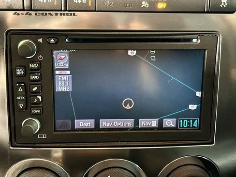 Used 2010 HUMMER H3T Alpha image 16