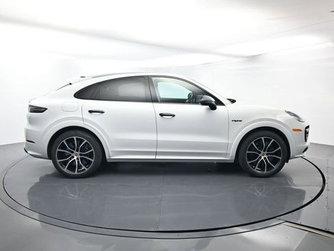 Certified 2023 Porsche Cayenne Turbo S image 16