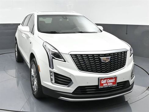 Used 2023 Cadillac XT5 Premium Luxury FWD image 3
