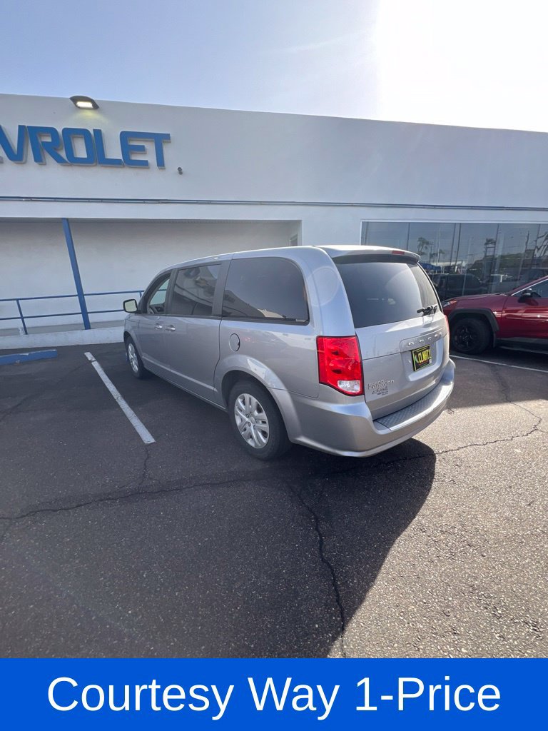 Used 2018 Dodge Grand Caravan SE FWD image 13