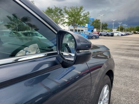 Used 2024 Honda CR-V EX-L image 9