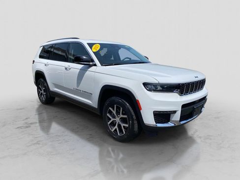 Used 2023 Jeep Grand Cherokee L Limited AWD/4WD image 13