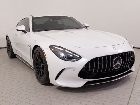 Used 2025 Mercedes-Benz AMG GT 63 image 7