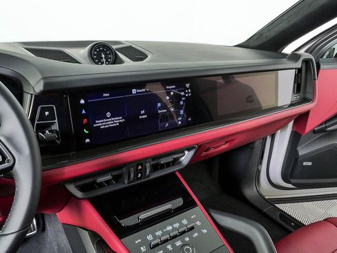 New 2026 Porsche Cayenne GTS AWD/4WD image 13