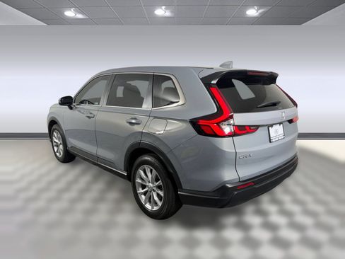 Used 2024 Honda CR-V EX image 3
