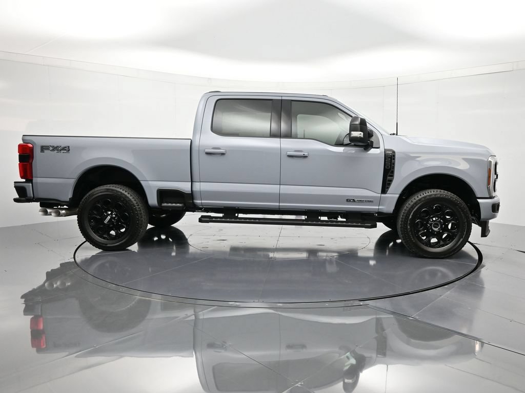New 2026 Ford F250 Lariat w/ Black Appearance Package AWD/4WD image 4