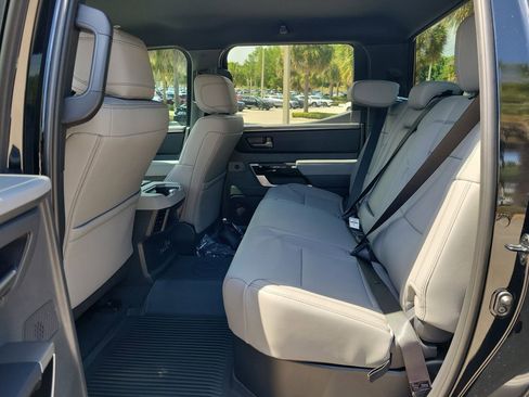 New 2026 Toyota Tundra Limited AWD/4WD image 10